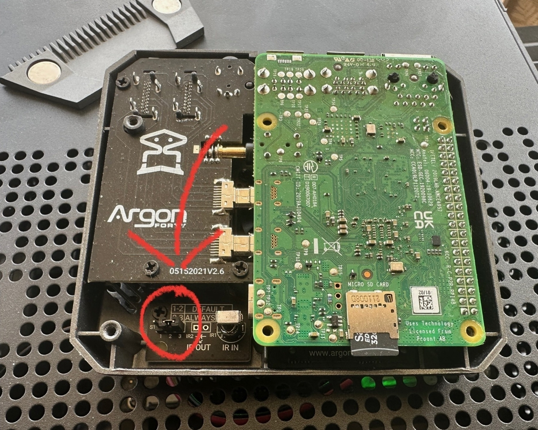 Photo showing the location of the jumper pin in the correct position